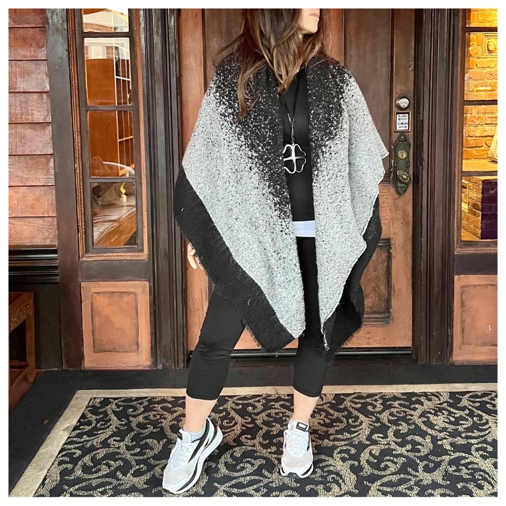 #37 Warm and Cozy Oversized Blanket Shawl - Picture 5 of 5